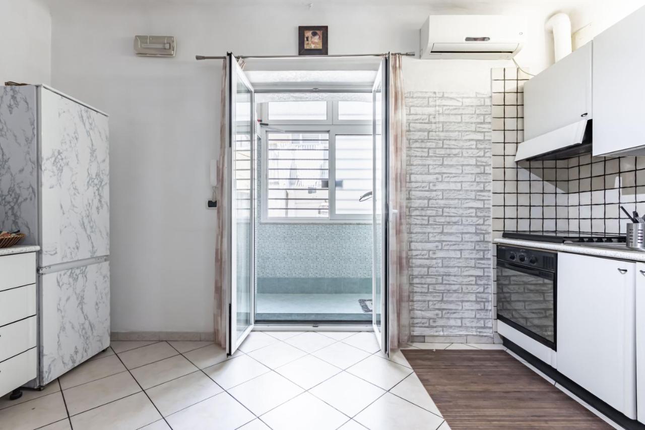 San Nicola Apartments By Rentbeat Bari Exterior foto